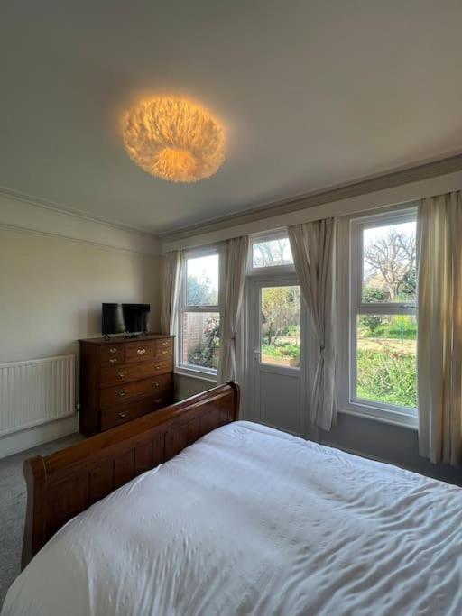 Cosy Ground Floor *