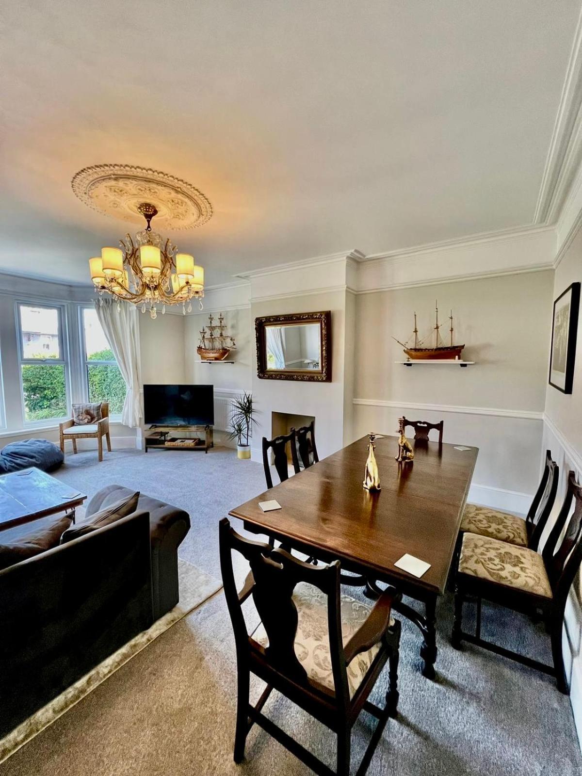 Cosy Ground Floor Apartamento